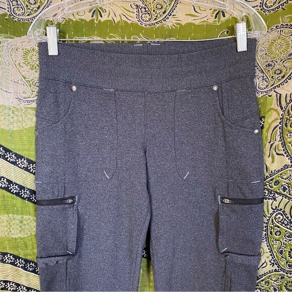 Athleta Dark Heather Gray Northpeak Cargo Pants Size Small - Picture 3 of 16